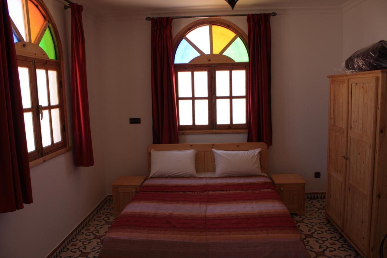 Riad Kebdana Ifoutatsene المظهر الخارجي الصورة