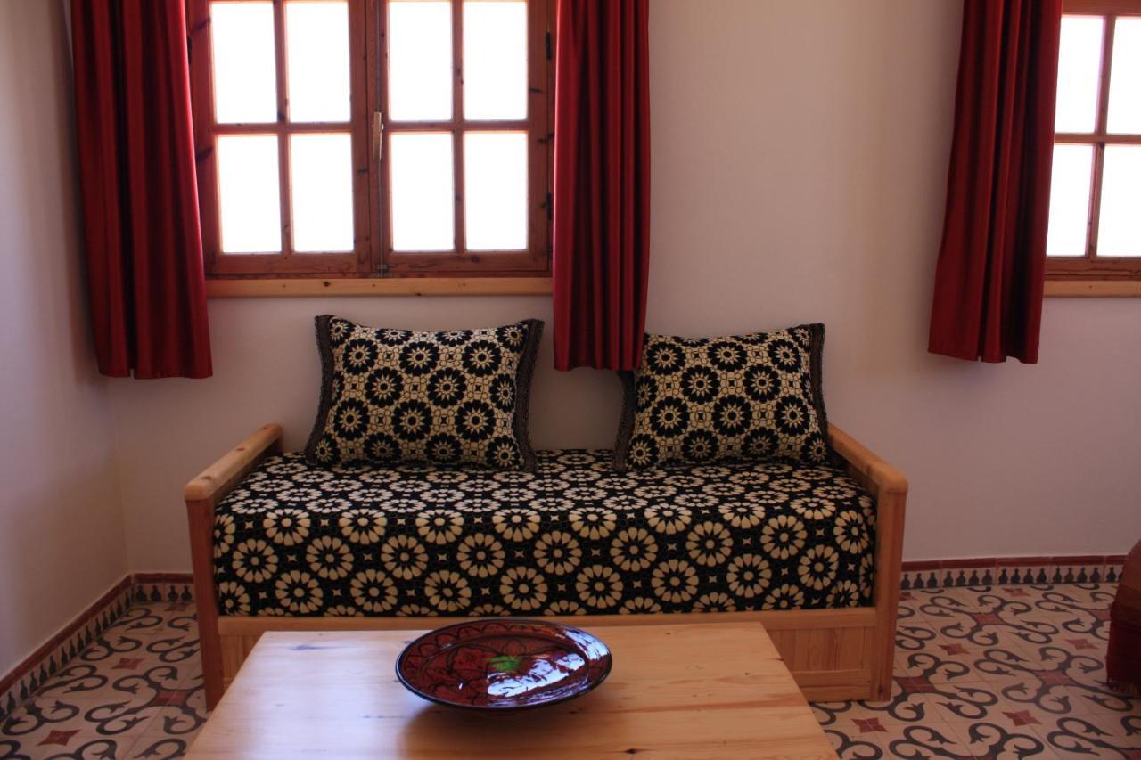 Riad Kebdana Ifoutatsene المظهر الخارجي الصورة